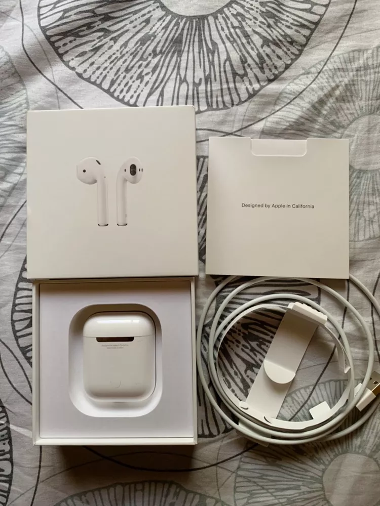 Airpods 2 (Popup + GPS Edition)